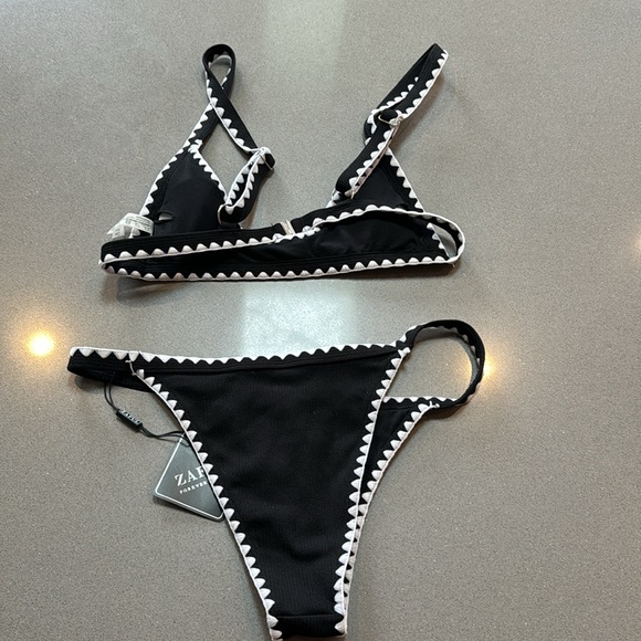 black and white crochet bikini - Picture 3 of 4